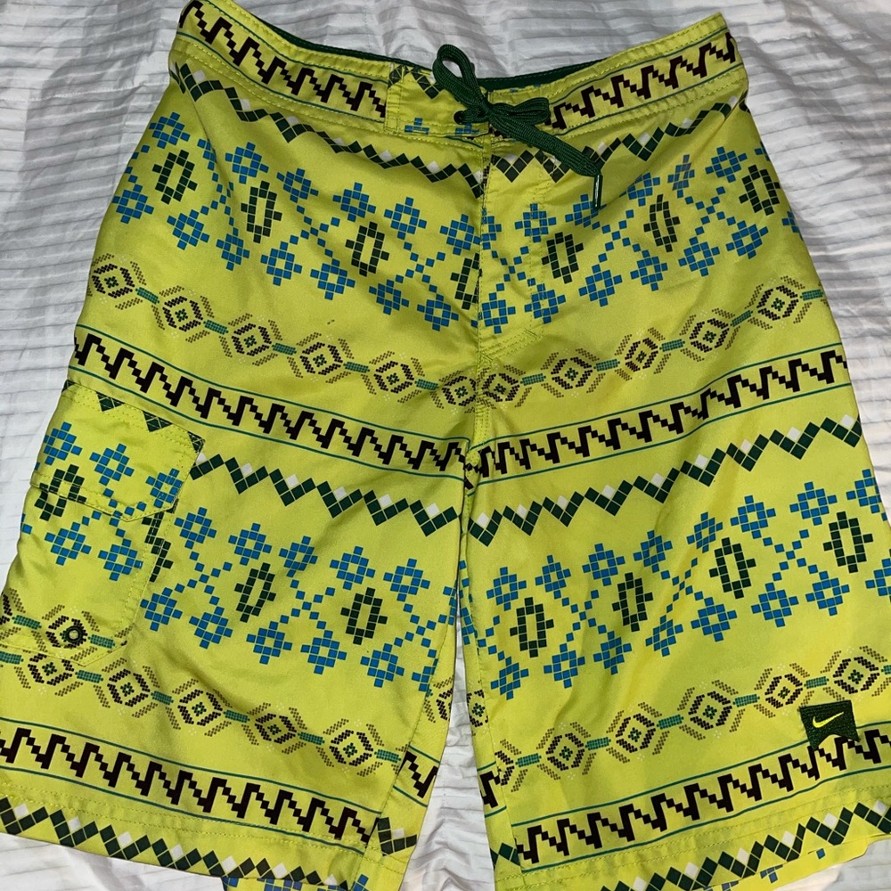 Boys Nike Swim Trunks Size 12 (12/26)